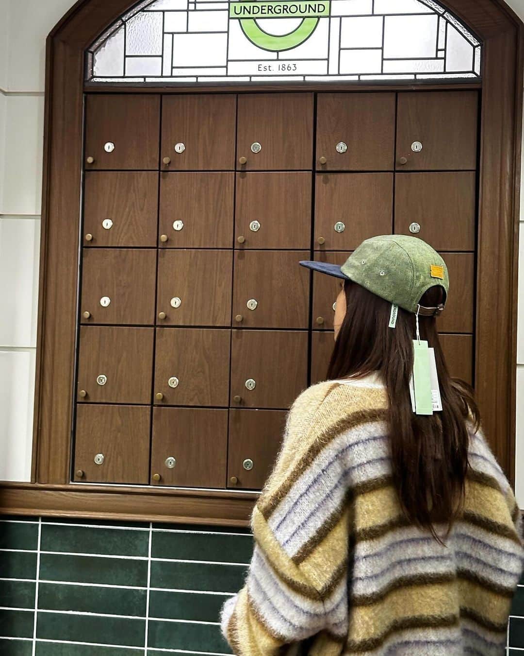 ドヒさんのインスタグラム写真 - (ドヒInstagram)「🤎🍀🧢🧣🧸」9月26日 3時34分 - mdh0925_
