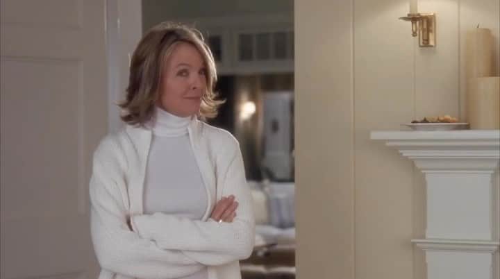 ダイアン・キートンのインスタグラム：「FOREVER AND ALWAYS WILL BE A TURTLE NECK KIND OF GAL! @nmeyers」