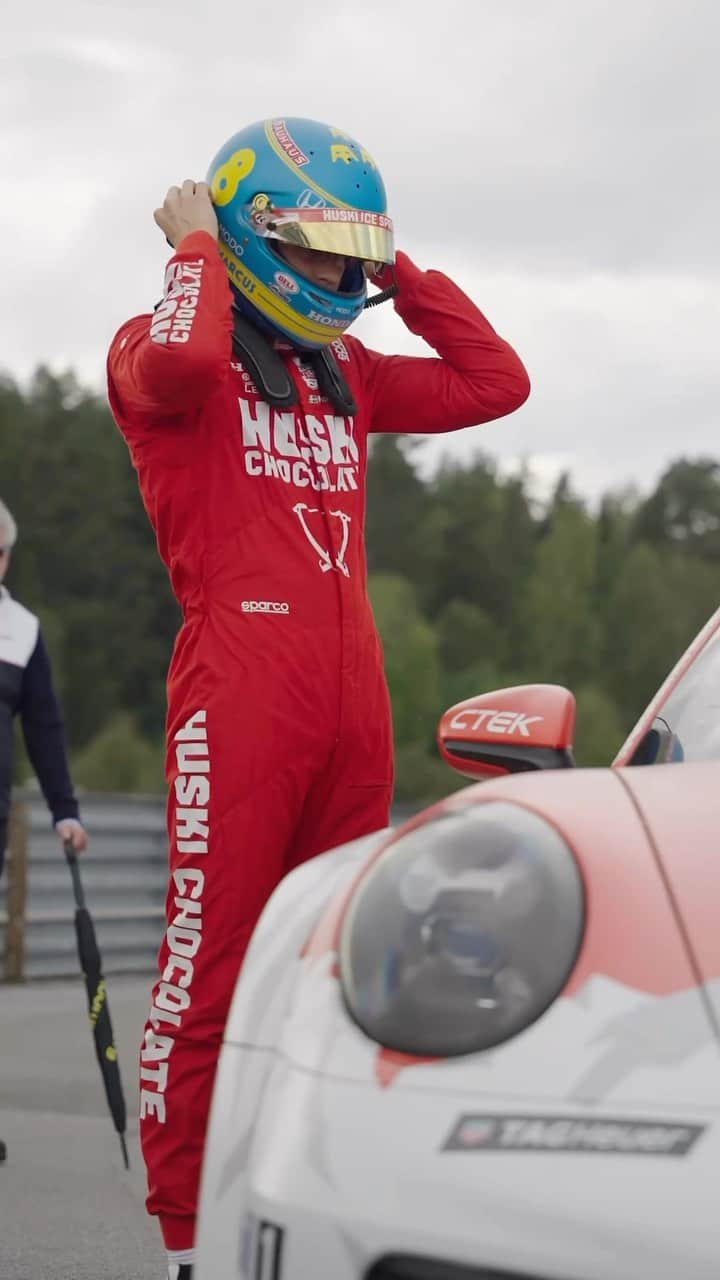 マーカス・エリクソンのインスタグラム：「What a fun weekend at Mantorp Park @carreracupscandinavia 🚀💯 #ME8   🎥 @norrmotion」