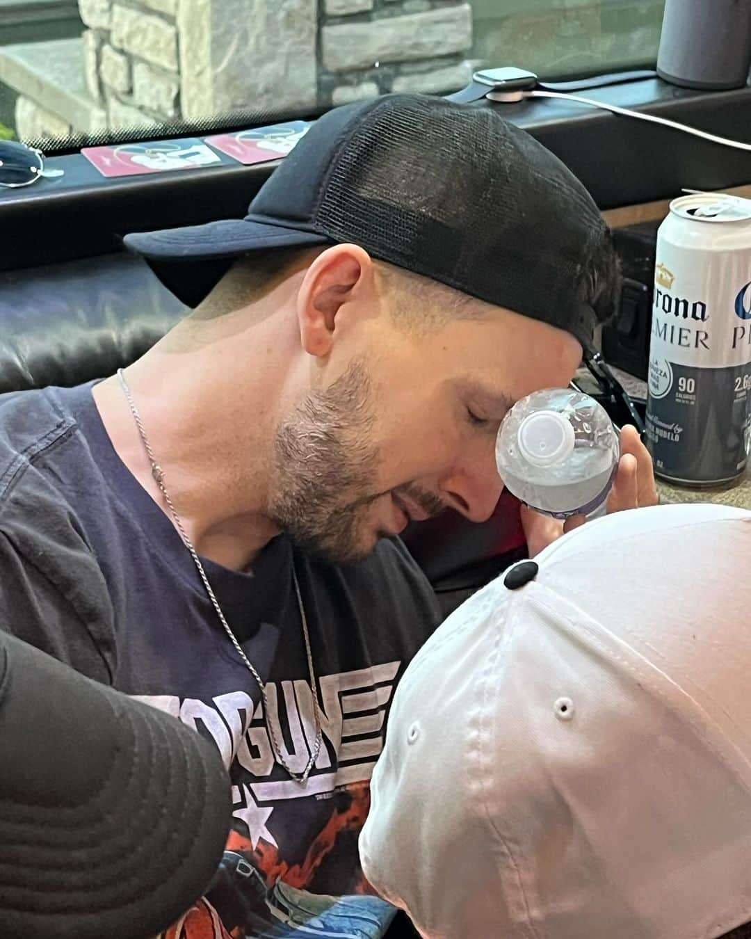 ニック・マーティンさんのインスタグラム写真 - (ニック・マーティンInstagram)「A photo dump involving a show, getting tattooed on the bus, @justinvanhook getting nauseous, scaring @matty_best, @nickalausstafford taking beautiful selfies, & what you should/shouldn’t flush down a toilet.」9月26日 5時16分 - nodirectioncasa