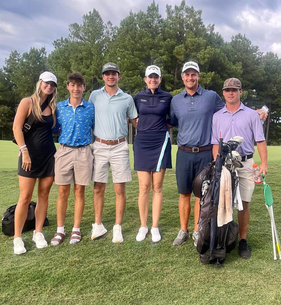キム・カウフマンのインスタグラム：「It’s been such a fun couple weeks on the road. Playing well and seeing great people. My favorite combination! Thank you to everyone for the support these past few weeks!  @sanford_glf @sanford_complex #sanfordsports @footjoy @epsontour @kktamulis @callawaygolf」