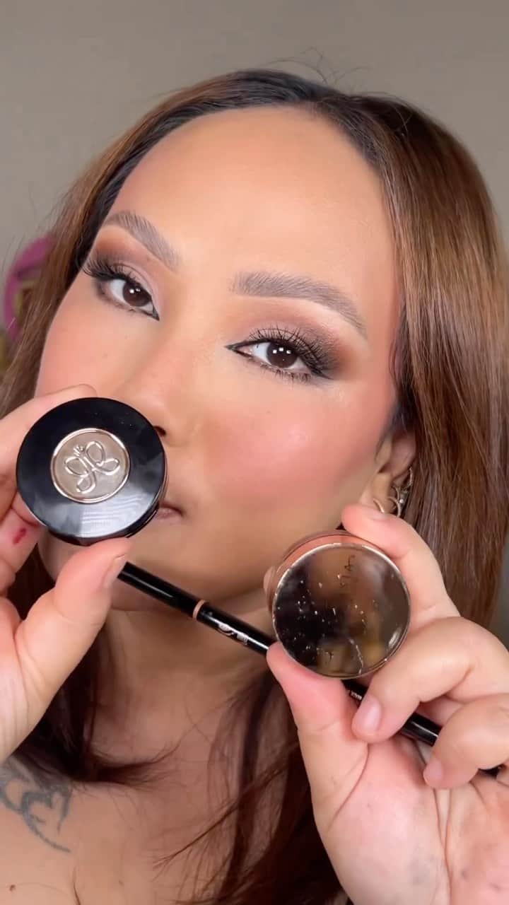 Anastasia Beverly Hillsのインスタグラム