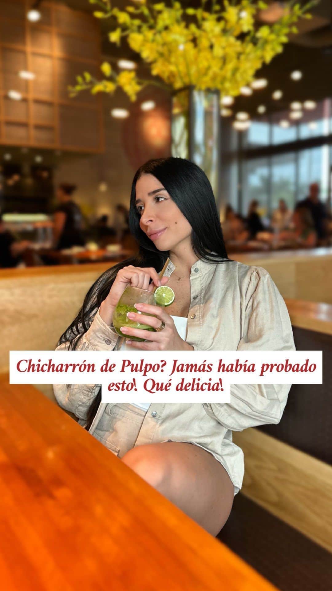 Cesar Gonzalez Cocineroのインスタグラム：「Chicharrón de Pulpo? Jamás había probado esto! QUE D E M E N C I A !!!! 🐙🍣♥️ Bienvenidos a “Taikin” en Doral, Miami.  NOTA: lee los tips imperdibles abajo ⬇️ el tercero es un regalito para ti! 🎁   ▪️Fusión de los sabores Japoneses con toques latinos.  📍7450 NW 104TH Ave C-101 Doral,Fl 33178  ▪️Tips imperdibles: #1) Háganse un favor de pedir el chicharrón de pulpo! Una locura!!❣️ #2) El edición especial a casi el final del video, es absurdo!! ❣️ #3: Si salvas este Reel y lo muestras en tu visita a Taikin, tendrán una sorpresa para ti de mi parte❣️ . . . . . . . . . . . . . #miamirestaurants #miamirestaurant #doral #doralmiami #japanesefood #japanesecuisine #comidajaponesa #gastronomiajaponesa #miamilife #miamiliving #taikin #taikinmiami #taikinrestaurant #taikindoral #tourgastronomico #gastronomictour #comidajaponesa #comidaasiatica #sushimiami #bestsushiplaces #sushidoral #sushirestaurant #sushirestaurants #miamisushirestaurants #japaneserestaurant #japanesegastronomy #japanesefusion」