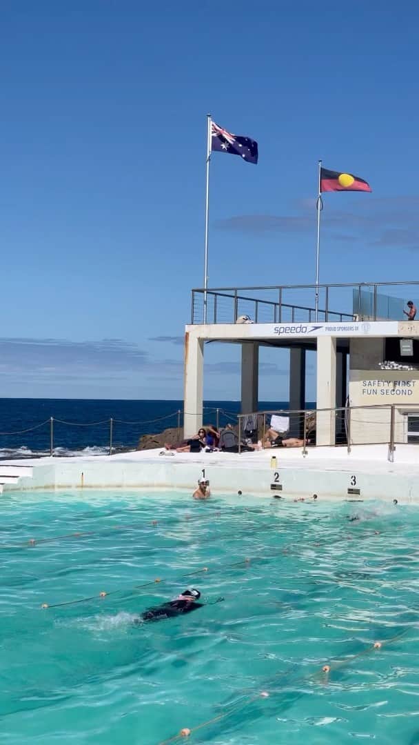 スピードのインスタグラム：「Diving into history!⚡️ READ MORE BELOW:  #Speedo born on the shores of Bondi in 1928, has been making waves ever since. 🌊 From collaborating with the world’s top athletes and sporting legends to partnering with iconic swimming destinations, Speedo’s mission has always been to shatter norms, craft top-notch swimwear, and ignite a global passion for swimming 💙 Get ready to make a splash as we proudly announce Speedo’s sponsorship with @icebergsclub ✨ Let’s dive in together and inspire the world to swim!   #TeamSpeedo #bondiicebergs #bondi」