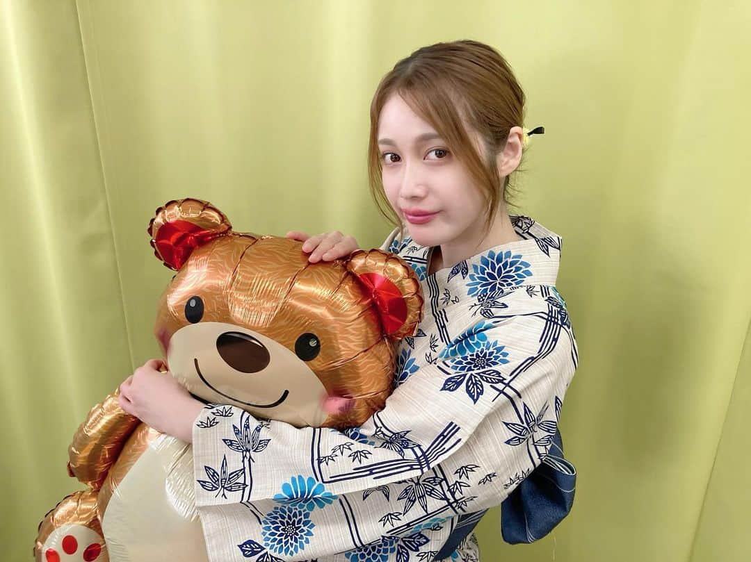 中村ゆりかさんのインスタグラム写真 - (中村ゆりかInstagram)「🧸🌻😏 「Moonlight」リリースイベントありがとう！今度はどこで会えるかな〜  Today's schedule🗓 📢今夜23:00start 「ウソ婚」最終話です👰‍♀️💍  📢深夜2:03start TBS「PLAYLIST」♪ また素敵なアーティストを紹介します🌼  #moonlight #中村ゆりか #YULUNA #ウソ婚 #playlist」9月26日 12時00分 - yurikanakamura_official