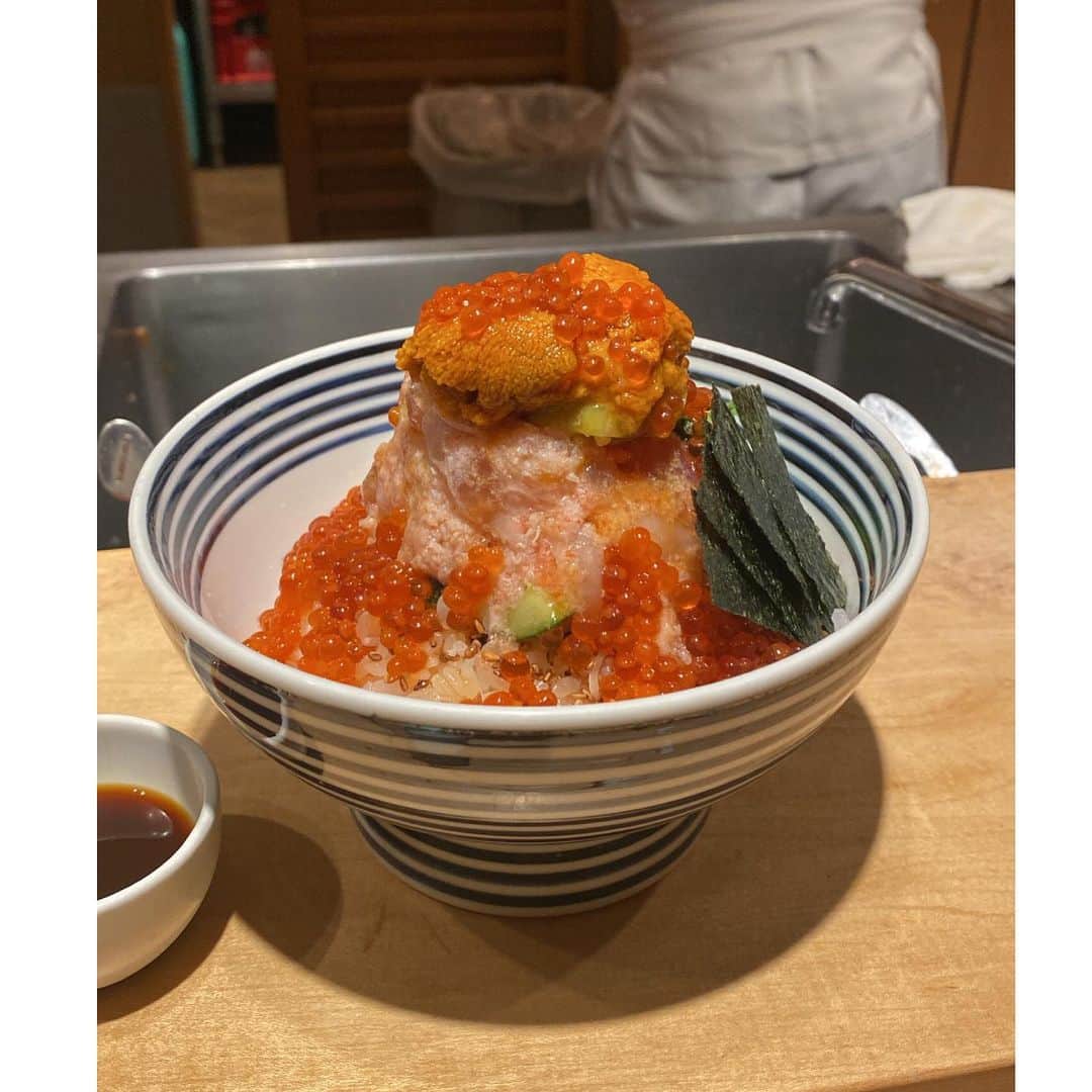 モリヤ・ジュタヌガーンさんのインスタグラム写真 - (モリヤ・ジュタヌガーンInstagram)「Girls food trip in #Tokyo  #FoodComa #foodie #momoriya」9月26日 10時00分 - mo_moriya