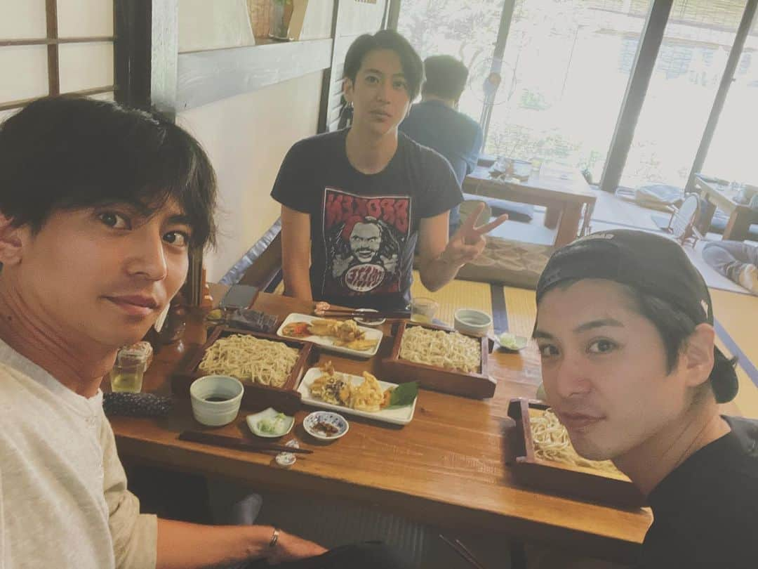 平田裕一郎さんのインスタグラム写真 - (平田裕一郎Instagram)「おはようございます。 奥多摩まで蕎麦食べツーリング。 天気も良くて、 涼しくて最高のツーリング日和でした！ バイクシーズン到来！！ 次はどこ行こうか！！  #ツーリング  #奥多摩  #牧田哲也 #小沼将太 #平田裕一郎 #ハーレーダビッドソン  #harleydavidson  #fxs #ショベルヘッド  #ソフテイル  #蕎麦 #actor  #野郎 #仲間」9月26日 10時04分 - yuichiro_hirata