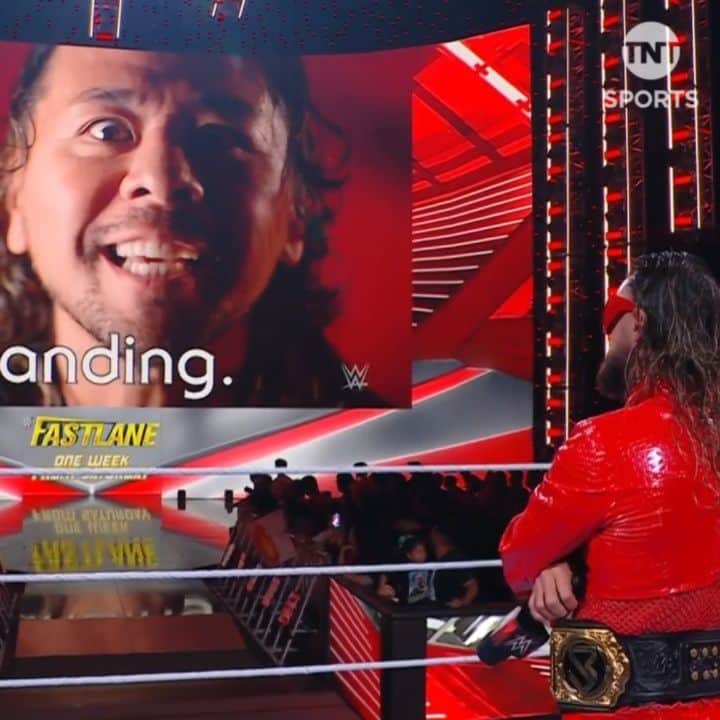 中邑真輔のインスタグラム：「@wwerollins vs. @shinsukenakamura one more time in a LAST MAN STANDING match! 🤯  #WWE #WWERAW #WWEFastLane」