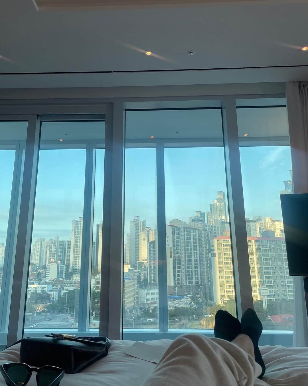 藤中里緒さんのインスタグラム写真 - (藤中里緒Instagram)「念願のSIGNIEL BUSAN🧚🏻‍♀️  #釜山 #signielbusan #ホカンス #韓国旅行 #busan」9月26日 20時40分 - rio_fjnk_