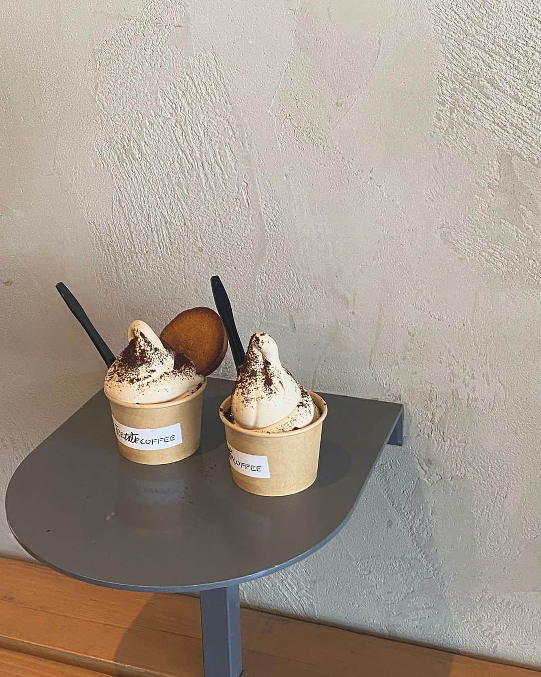 中村侑里のインスタグラム：「コーヒーソフトクリーム美味しかった🍦  #恵比寿カフェ　#東京カフェ」
