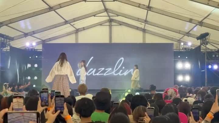 のインスタグラム：「@dazzlin_official  @mercuryduo_com   沖縄コレクションにて🚶‍♀️」