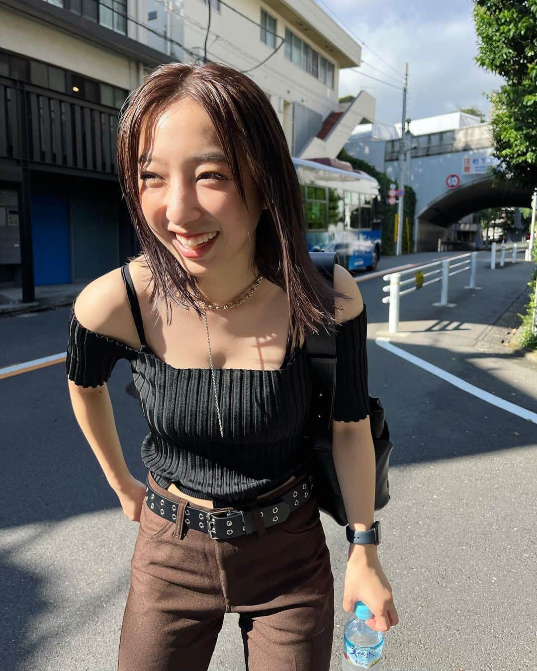 のインスタグラム：「#WHERE」