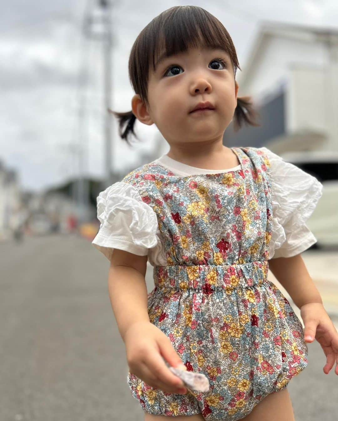 亜実さんのインスタグラム写真 - (亜実Instagram)「💐🎀💐🎀💐🎀  photo by Daddy🐻🩷 🧔‍♂️ @amimi_laogong   #1歳女の子 #女の子ママ #女の子ベビー #年子育児 #年子ママ #妊娠中 #妊婦生活 #男の子ママ」9月26日 21時17分 - amimi_taiwan