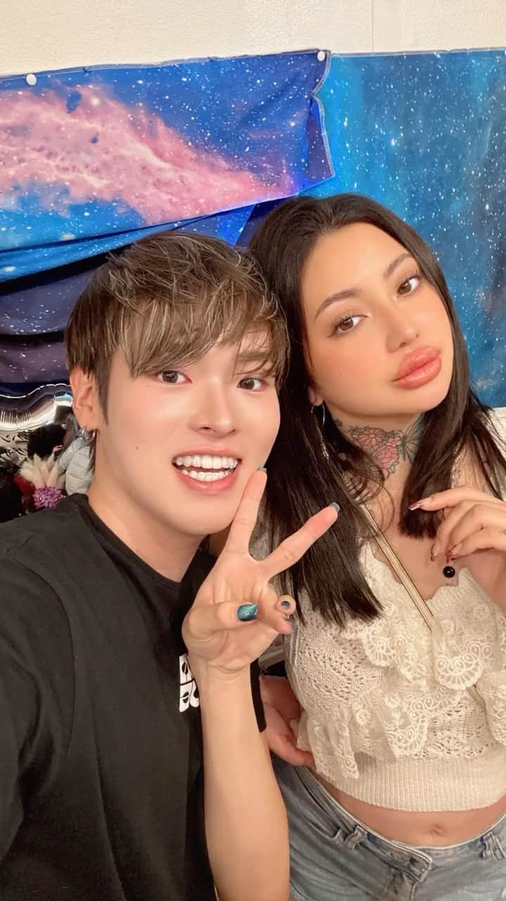 Aiのインスタグラム：「2人ともビジュ爆発🥺🩷💎ナチュラルメイクむずいのよ笑 @taketaroutime」