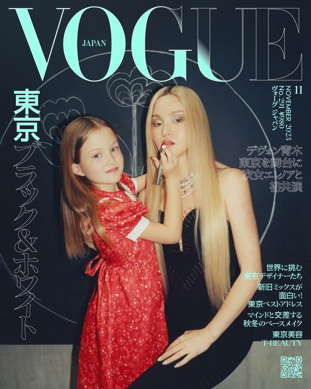 デヴォン青木のインスタグラム：「Thank you so much 🙏 Vogue Japan 2023 November Issue with my baby girl Eleanor #eleanortalithabailey Photography @xiangyu_liu  Styling @gabriellak_j  Hair @issac_yu  Makeup @anatakahashiii  Manicure @tomonyan55  Tailor @azunasaito  Production @babylon @takaresaka  @nanaka_sakurai @remember_seiko @inoyums @lvc_0ly  Visuals Director @yukinosaurus  Casting Director @imurillo  Associate Visuals Editor @fabbiolaromain Art Direction: #TomoyukiYonezu  Head of Editorial Content @tiffanygodoypresents  Fashion Director @emitothek Fashion  Features Editor @yuisugiyama  Associate Fashion Editor @masayougawa #devonaoki #voguecover #voguecover_japan #voguejapan_november2023 #tokyotrip💫」