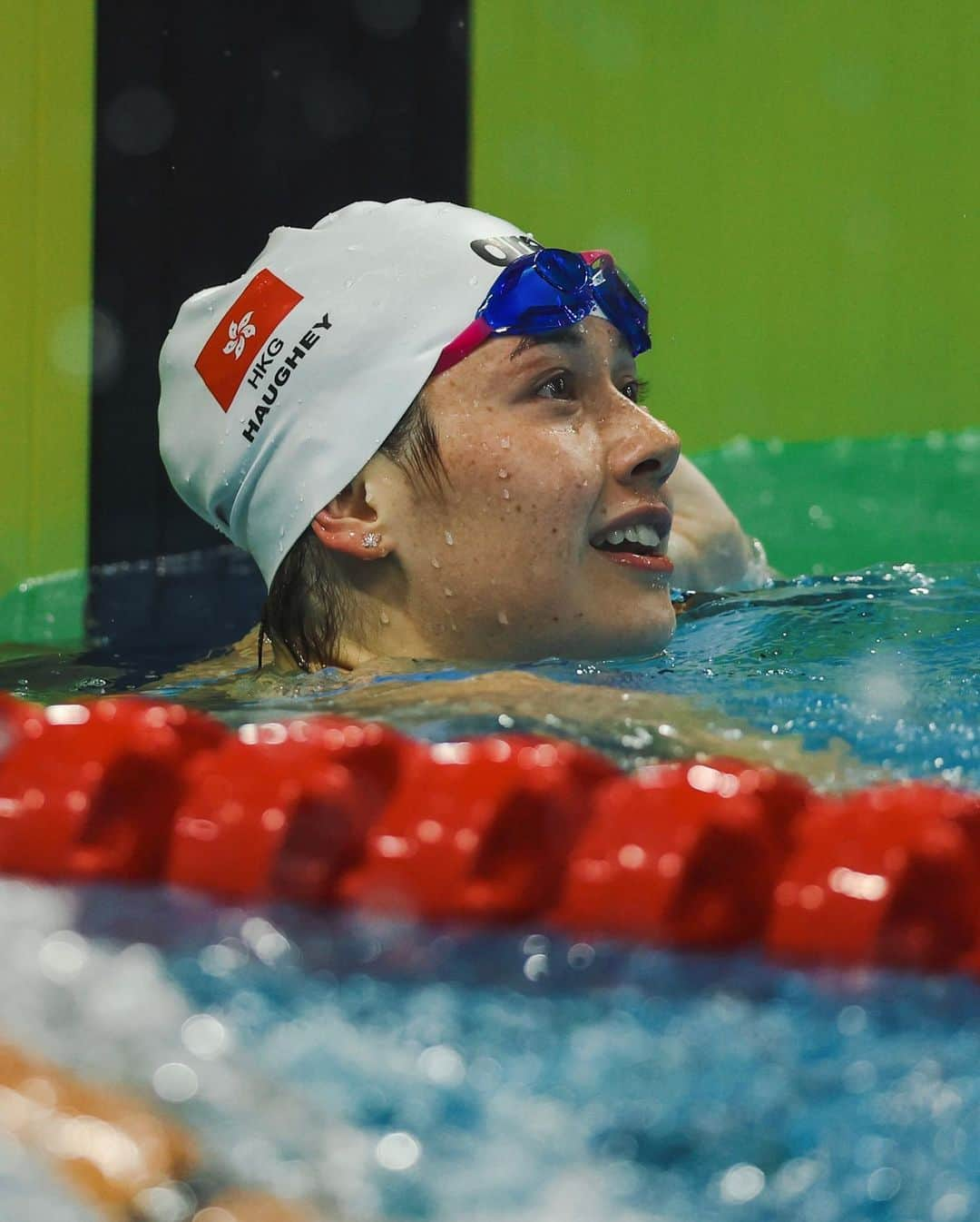 シボーン・バーナデット・ホーヒーさんのインスタグラム写真 - (シボーン・バーナデット・ホーヒーInstagram)「What an honour to win Hong Kong swim team’s first ever gold medal at Asian Games! To be able to do that again tonight in the 100 free with an Asian Record is another special moment for me 🥹 Extremely grateful for all the support I’ve received in the past few days 🩷 It means the world to me 🫶🏻 3 days down, 3 more days to go 👻  📸 @nichoyyk @01sports」9月26日 21時41分 - siobhanhaughey01