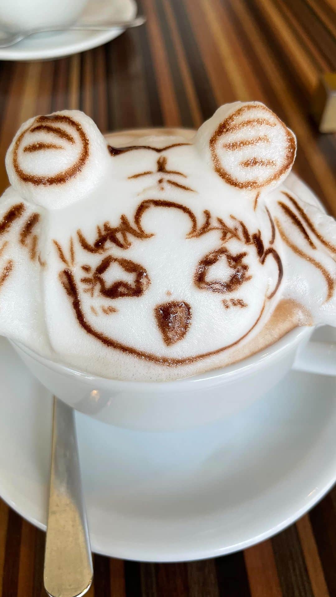 Sailor Moonのインスタグラム：「✨🌙 I got a Sailor Moon hot chocolate 3D latte at @cafe_reissue today! Such an amazing experience & beautiful art! 🌙✨  #sailormoon #セーラームーン #harajuku #latte #tokyo #japan」