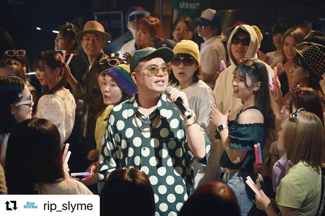 ILMARIのインスタグラム：「#パリピ孔明  #RYO-Z 📺 情報解禁‼️  明日9/27(水)スタートのフジテレビ水10ドラマ『パリピ孔明』に、RYO-Zがゲスト出演決定😎  さまざまなライブシーンでMC役として登場します🎤  なんとRYO-Zは、今回が記念すべきドラマ初出演🎉 明日夜22時からの初回放送、ぜひご覧ください👀  #パリピ孔明  #ripslyme #ryoz  #フジテレビ  #水10  #ドラマ  #ドラマ初出演  #ヤングマガジン  #向井理  #上白石萌歌」