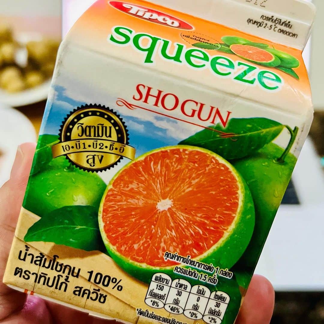 柳家三之助さんのインスタグラム写真 - (柳家三之助Instagram)「今年もあってくれてよかった！普段オレンジジュースを飲まない私が、世界で一番贔屓にしているオレジュがこれです。#SNKアジア旅2023」9月26日 13時53分 - sannosuke