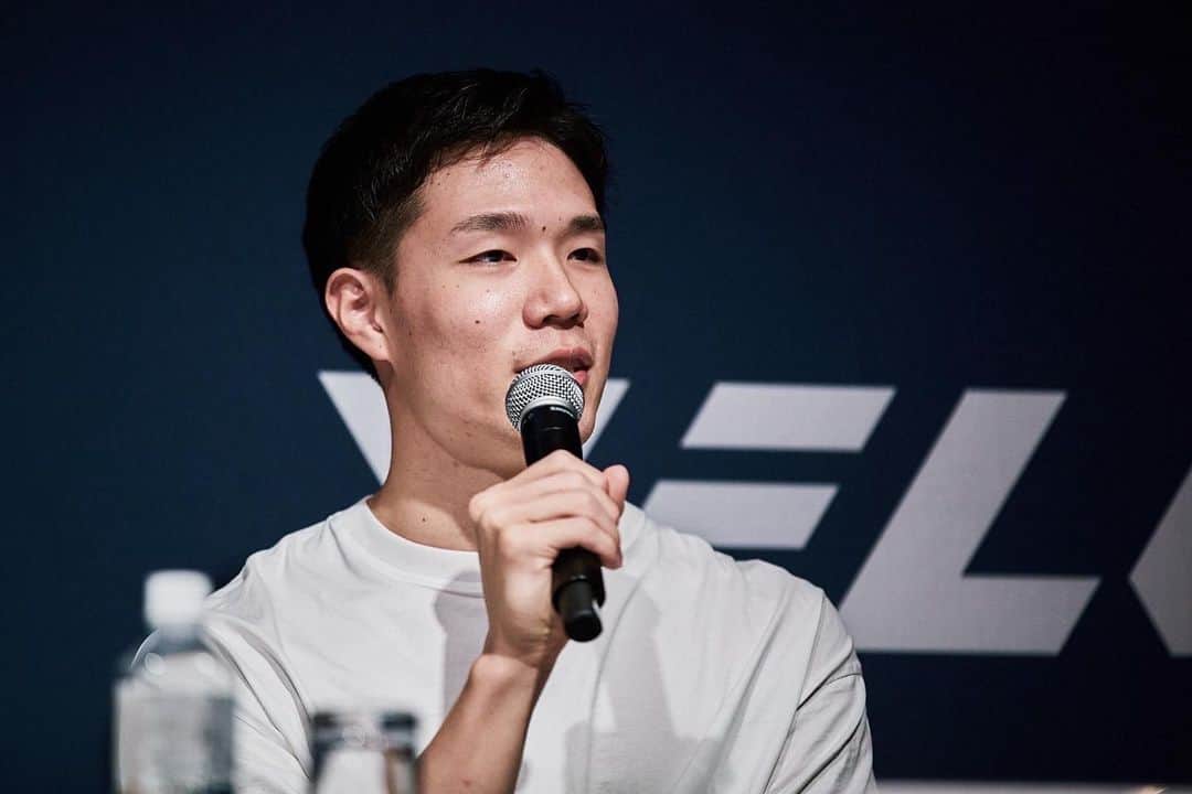 馬場雄大のインスタグラム：「今シーズン、長崎ヴェルカと契約させて頂く運びとなりました。 様々な選択肢の中、パリ五輪に向けての成長を考えた上で、一番の選択をさせてもらったと思っております。勿論NBA選手になるという目標は変わっていません。その為にも、まだまだこれから成長していきたいと思っております。  また、日本の皆さんの前でシーズンを通してプレイするのは約5年振りとなるので、とても楽しみにしています！  長崎ヴェルカのファンの皆様、Bleagueのファンの皆様、今シーズン応援宜しくお願い致します。  馬場雄大  I've sighed with Nagasaki Velca which belongs to B1 league, Japanese professional team for this season. The reason why I chose this team was that I believe this is the best choice for me to get better for Paris Olympics. Through World Cup experiences, playing against top level players in the world made me feel that I need to get better as a player to achieve my goal to become a NBA player.  Velca has top level environment, staff, players and great fans!   As I said, my goal is to become NBA player hasn’t changed.  It's been about 5years since last time I played for Bleague team. I'm looking forward to playing in front of the fans and meeting with them in person!!  Thank you.  @n_velca」
