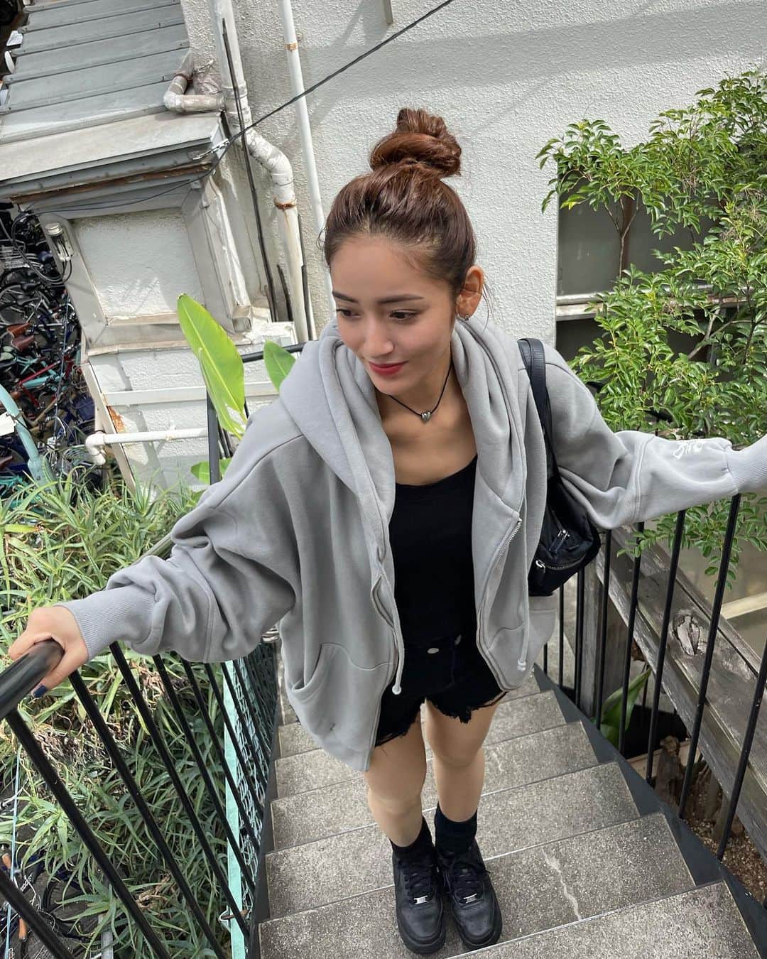 RAMIKAさんのインスタグラム写真 - (RAMIKAInstagram)「ぐちゃぐちゃお団子とお洒落なカフェ☕️ 朝ゆっくりコーヒー飲む ...