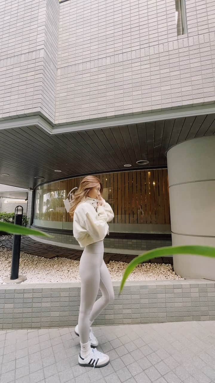 のインスタグラム：「トレーニング事情🤸🏽‍♀️✨  いつも週1のパーソナルは @fitbays.shonan.gym で @booty_haaarusu_fitness にみてもらってて そのほかの自トレは @fitbays.gym.chigasaki  24時間あいてて、好きな時間に行けるから 空いた時間に通ってみようとおもってます🦭  近くに住んでる方は是非‼︎ 24時間ジムってアツすぎる〜すぐいこ☺︎💖 #fitbays #chigasaki #enoshima #fitnesslife #newdaynewlife」
