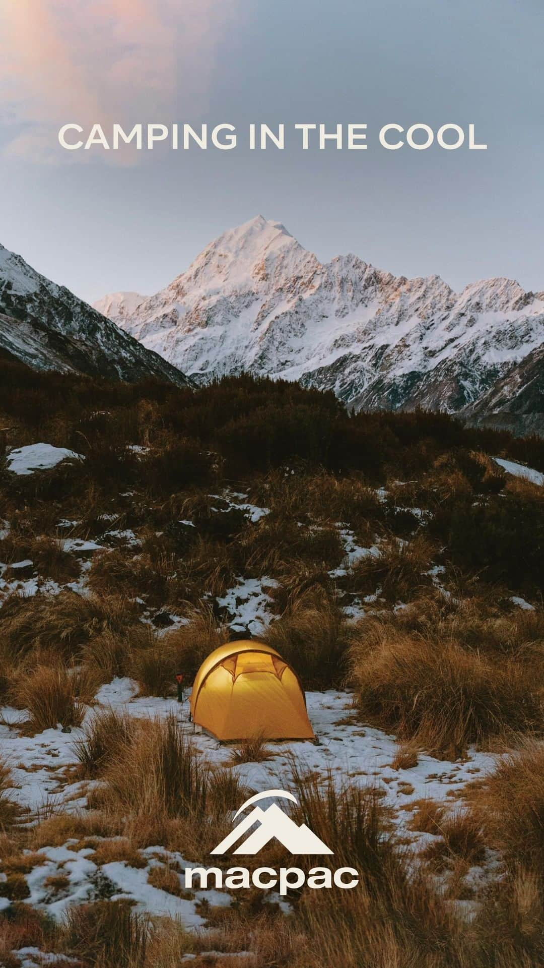 マックパックのインスタグラム：「Camping season never really ends for the brave. However, warmer weather does make it slightly more comfortable. Macpac ambassadors @noodlesforbrekky show us their camp set-up for the cooler evenings. If you're adding tents to your wishlist, gearing up for spring/summer wild camping, and feeling a little out of your depth, we're doing a hike tent overview on our stories. See you there!」