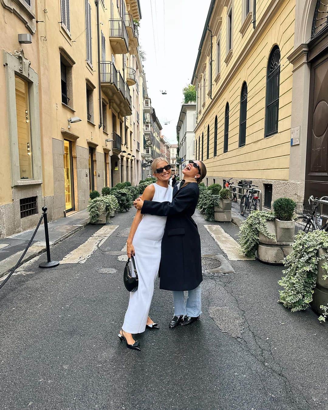 キャロライン・ダウルのインスタグラム：「about last week #daurdump」