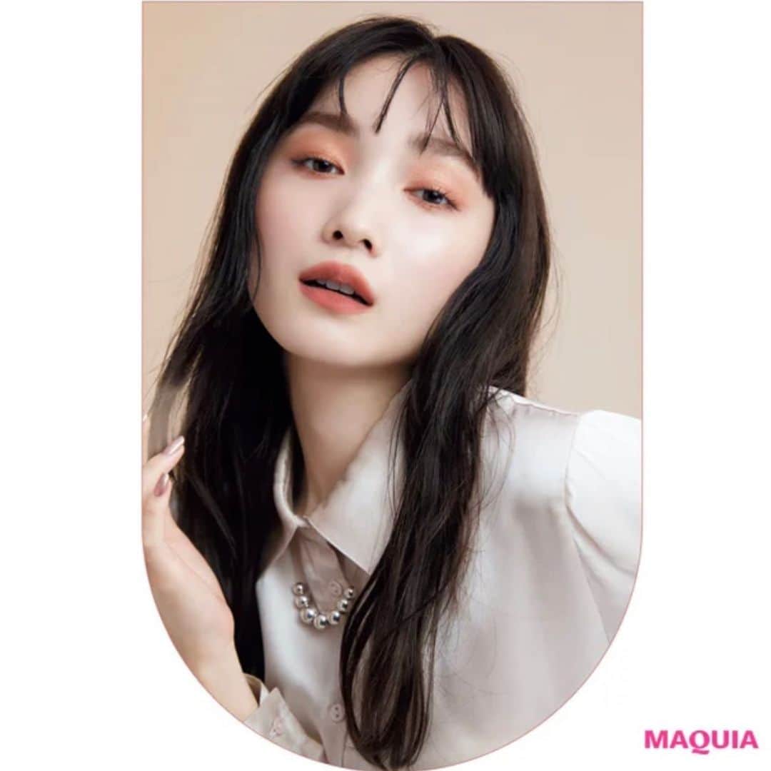新野尾七奈さんのインスタグラム写真 - (新野尾七奈Instagram)「MAQUIA10月号🤍 現在発売中の11月号にも出演してます⭐️ 是非ご覧下さい♡  photographer @sannomiyamotofumi  hairmake @kyoheisasamoto  stylist @masacott__  lighter 風間裕美子さん 小嶋明恵さん editing 横山由佳さん 犬塚慧子さん  ありがとうございました❣️」9月26日 20時00分 - nanagirl7