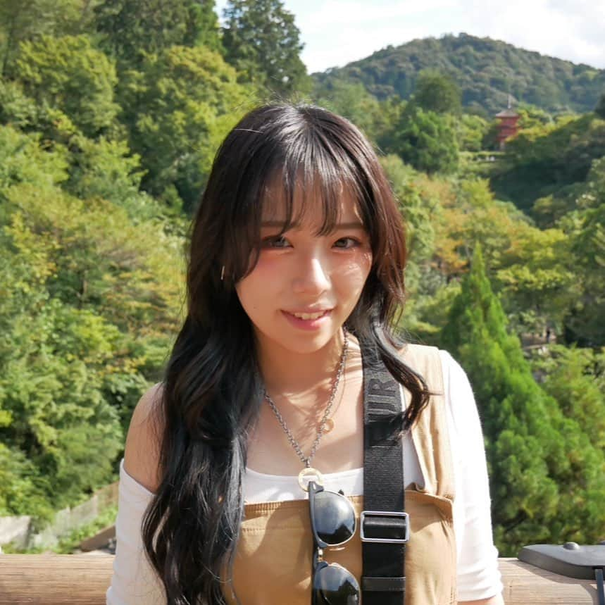 ぬーんさんのインスタグラム写真 - (ぬーんInstagram)「⛩️ . . . .  .  #kyoto #kiyomizudera #nature #otera  #portrait #japan #japanese #girl #셀카 #셀스타그램 #올블랙코디 #올블랙패션 #무채색코디 #공주병 #自拍 #点攒 #网红#code  #lovely #y2k #y2kfashion #love #攝影 #人像攝影」9月26日 22時10分 - yukino_snow1211