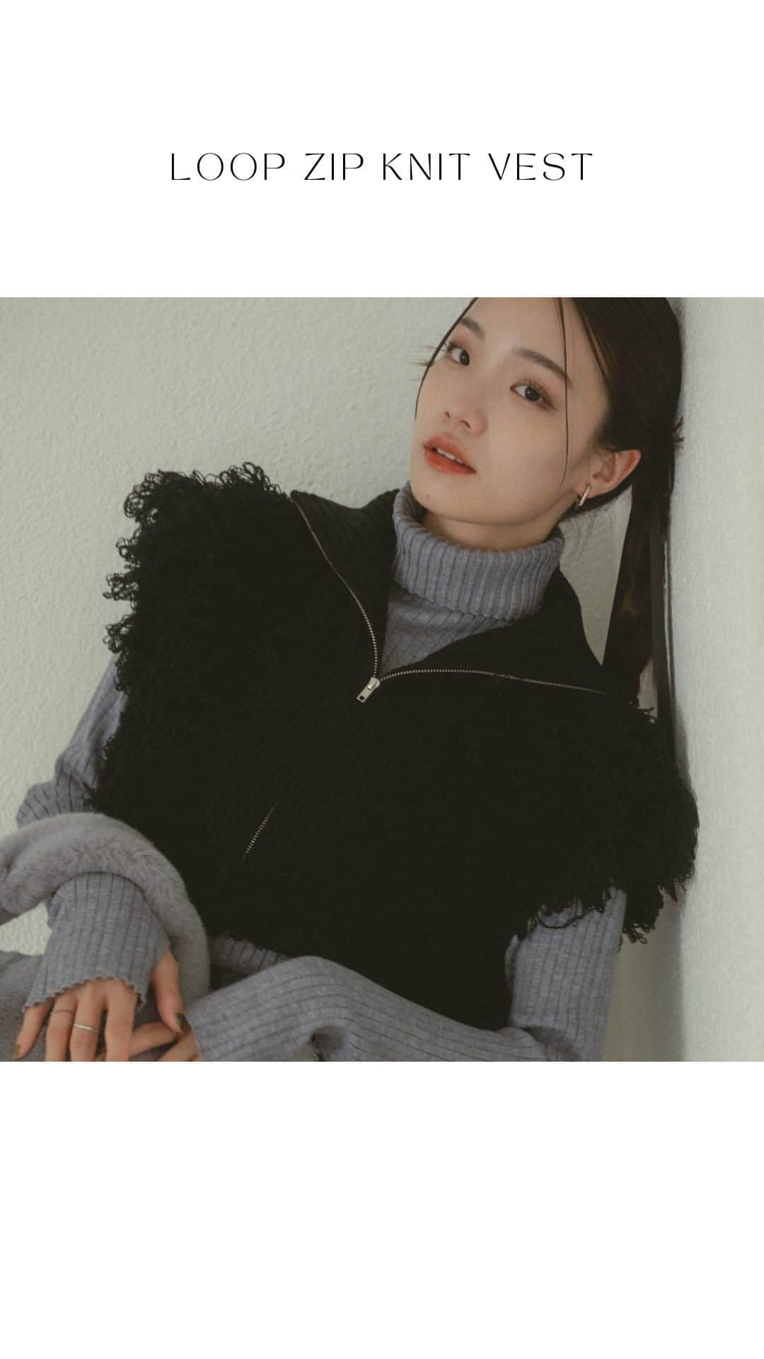 Vannie Officialのインスタグラム：「ループジップニットベスト  … Design … ・スタイリングの主役になるループベスト ・ハーフジップで折り返したりハイネックにも ・いつものスタイリングに合わせやすいシルエット ・クロップド丈でスタイルアップ ・ベーシックなアイボリー、ブラック展開  … Styling … 定番ベストもワンランク上のスタイリングに いつものベストコーデに差し替えるだけで一気におしゃれ見え タートルネックやロンTなどの細身のトップス、 スラックスやデニム、スカートなどボトムスも選ばない隠れた名品 クロップド丈をいかしてワンピースにレイヤードするのも スタイルアップしておすすめ  ━━━━━━━━━━━━━━━━━━━━━  透け感：なし 裏地：なし 厚さ：普通 伸縮性：あり 光沢感：なし  ━━━━━━━━━━━━━━━━━━━━━━ ※詳しくは洗濯タグをご確認ください #vannie_u」