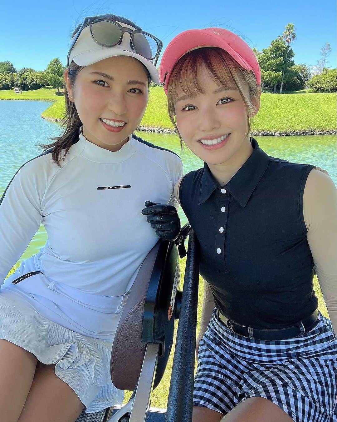 まいまいさんのインスタグラム写真 - (まいまいInstagram)「🫶🏻💛 @yuu1115yuu   お天気良くて気持ちよかった日🌈 グランディ浜名湖は映えホールが多すぎて フェイスカバーしてる暇がなかった🤣  #まいごるふ#ゴルフ#女子ゴルフ#ゴルフ女子#ゴルフスイング#ゴルフウェア#ゴルフコーデ#maigolf#sy32#sy32bysweetyears#sy32golf#sy32コーデ#golf#golfswing#golfwear#골프#골프스윙#골프중독#골프웨어」9月26日 17時22分 - ___maigolf___