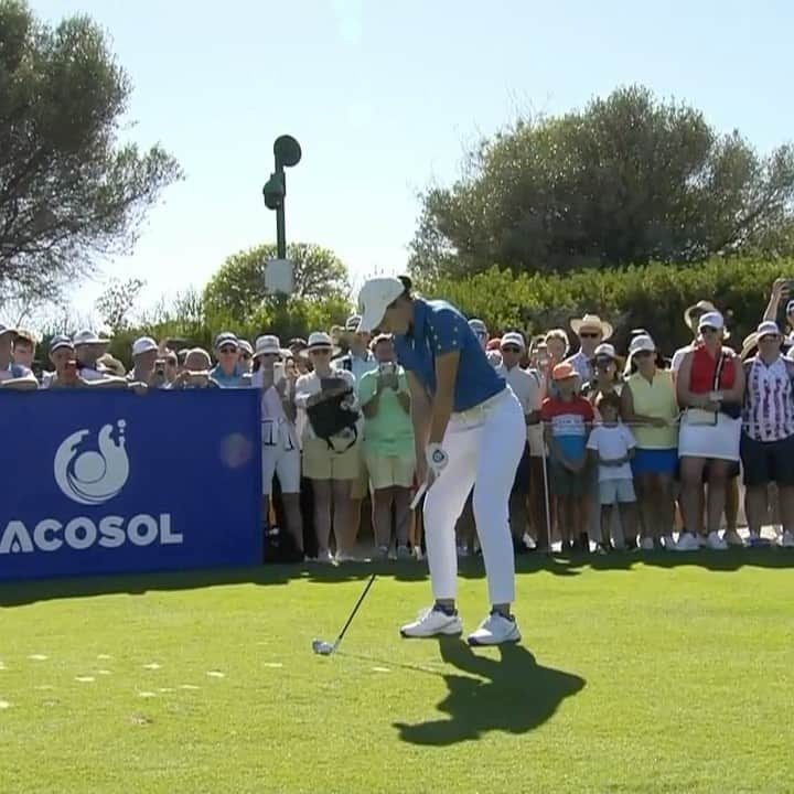 スーザン・ペターセンのインスタグラム：「Carlota Ciganda sending the fans wild on the 17th 😮‍💨  Under incredible pressure, the Spanish star delivered a moment of magic 🇪🇺  #TeamEurope | #SolheimCup」