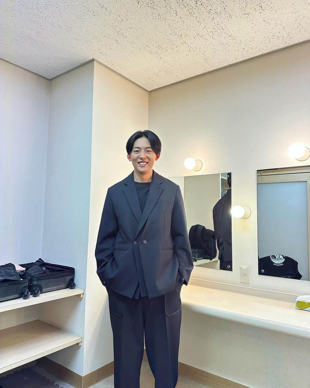 KEN THE 390のインスタグラム：「PRODUCE 101 JAPAN THE GIRLS 記者会見でした📸  しっかりサポートできるように頑張ります！  #leaphigh  #produce101jpthegirls」