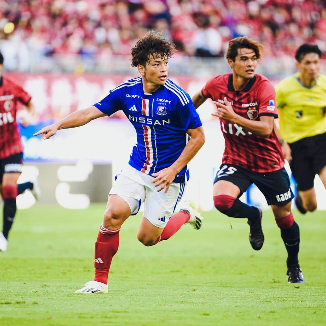 横浜F・マリノスさんのインスタグラム写真 - (横浜F・マリノスInstagram)「Katsuya Nagato always do his work in a matter of fact action 😏👏 #fmarinos #永戸勝也」9月26日 17時40分 - yokohamaf.marinos