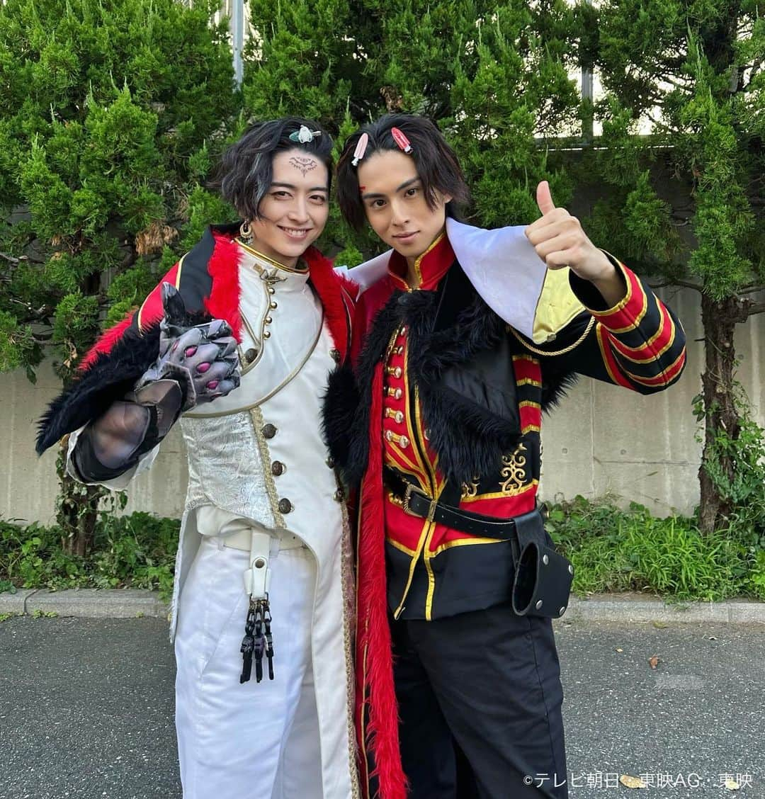 池田匡志さんのインスタグラム写真 - (池田匡志Instagram)「良き友人🤝👑 #王様戦隊キングオージャー  #ギラジェラ」9月26日 17時32分 - ikeda__masashi