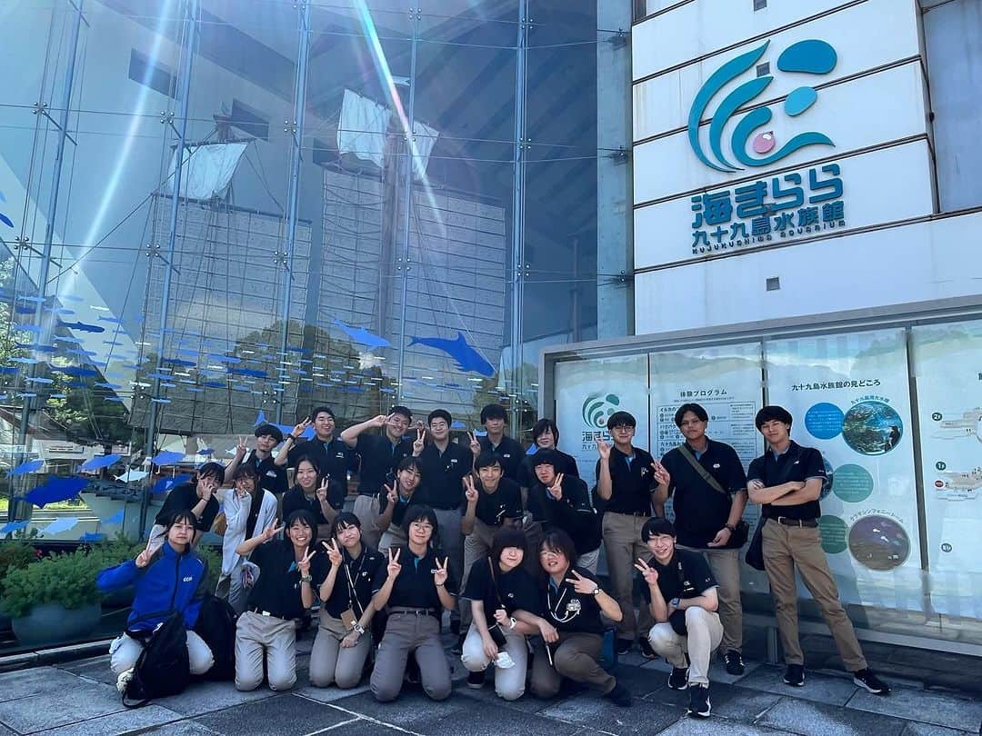 のインスタグラム：「水族館プロデュース専攻 九州実習スタートです🐠  1日目は、長崎県の 九十九島水族館　海きららさん🐬🪼  水族館内の見学や飼育員さんのレクチャーを受けて、たくさんの学びを得た1日でした👏  明日からも引き続き、皆さん頑張りましょう〜😊✨  . ・－・－・－・－・－・－・－・－・ ⁡ 学校説明会やオープンキャンパスも実施しております🐰🌱 ぜひご参加ください🕊🛰 ⁡ ・－・－・－・－・－・－・－・－・ ⁡ #tca東京eco動物海洋専門学校 #tcaeco #動物 #海洋 #ペット #自然環境 #恐竜 #専門学校 #オープンキャンパス #oc #進路 #動物園 #飼育員 #海きらら」