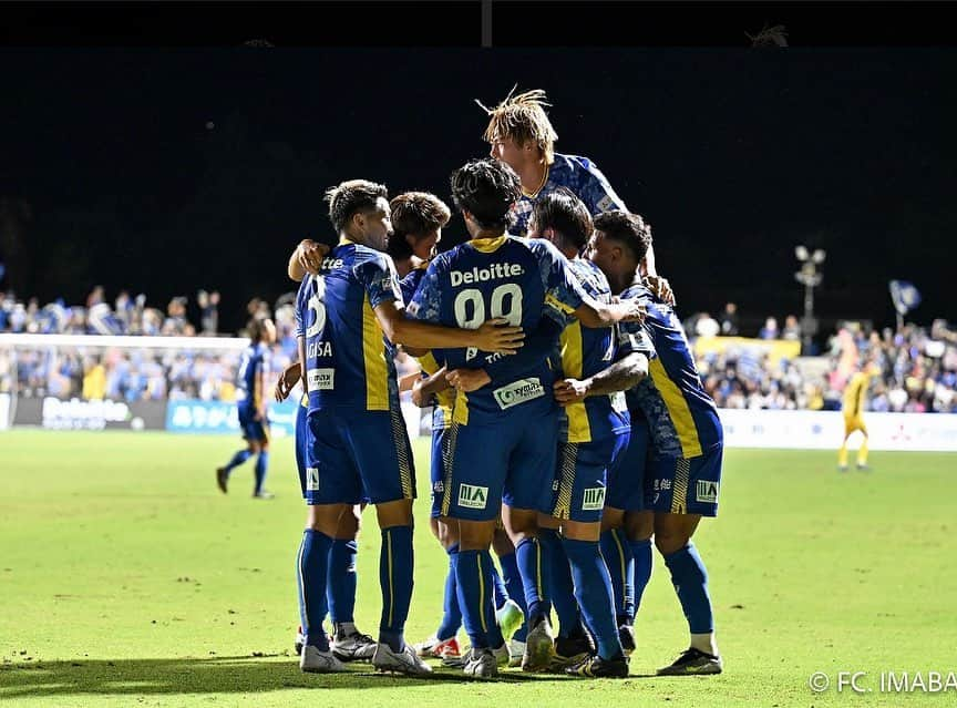 阪野豊史のインスタグラム：「連勝！！！  #FC今治　#バンラーレ八戸  #勝利　#今治　#愛媛」