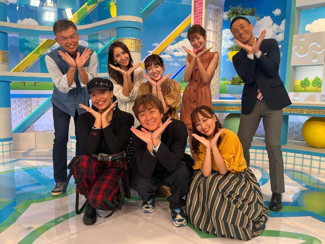 ABCテレビ「おはよう朝日です」さんのインスタグラム写真 - (ABCテレビ「おはよう朝日です」Instagram)「🌈"#おはパーソング"が完成🎡✨  タイトルは… ｢HOLIDAY in OHAPA!!」  作曲は #ヒャダイン さん 澤田アナも作詞に初挑戦❤️‍🔥  コール＆レスポンスで 一体となって楽しめます🎵  ／ きょう配信スタート‼️ ＼  11月18〜19日開催の #おは朝パーク で生披露🎸」9月26日 18時02分 - ohaasaofficial