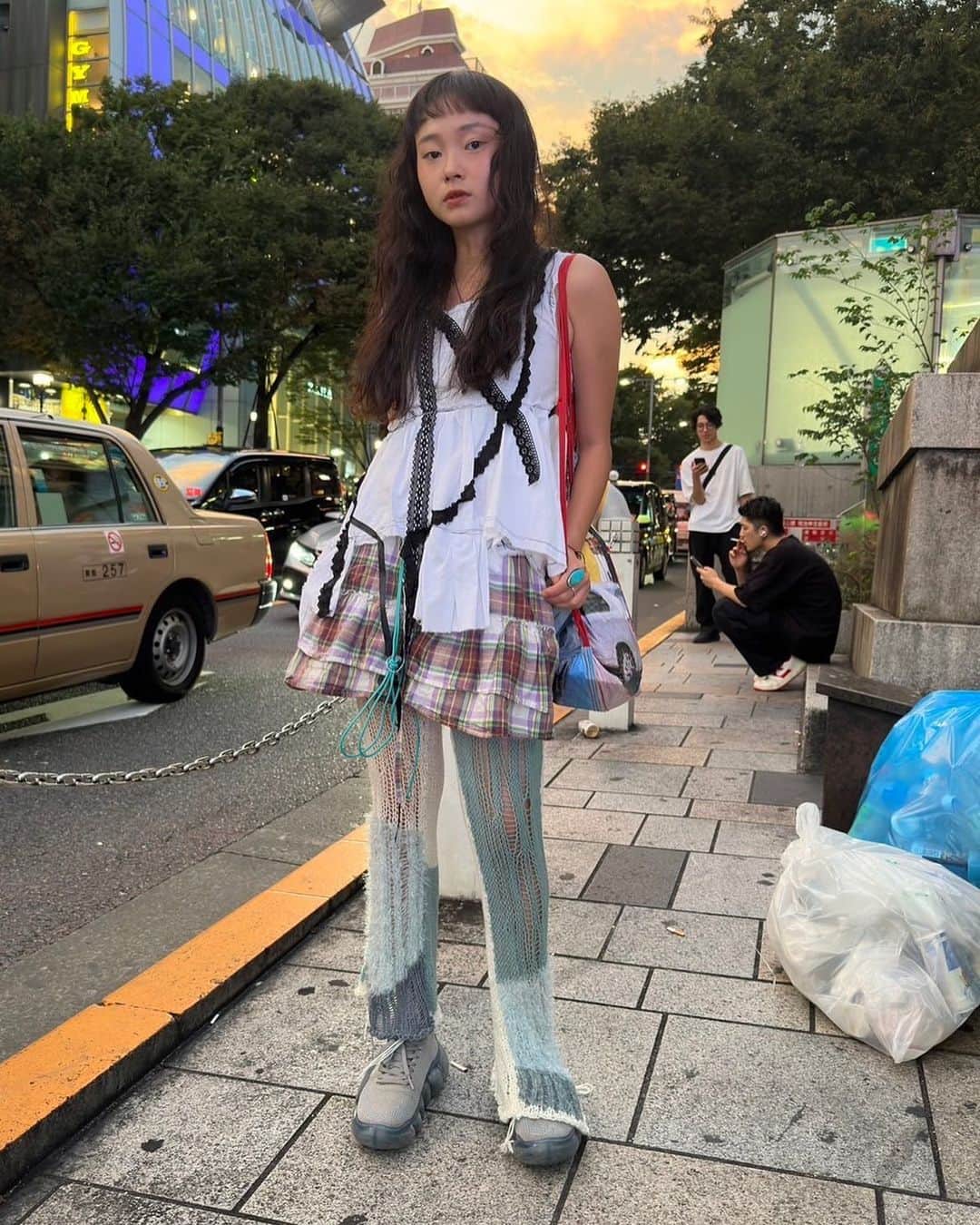 FRUiTSのインスタグラム：「09/2023 @d0do__ro  in Harajuku  Hunter: @yoshioka_nancy_tokyo」