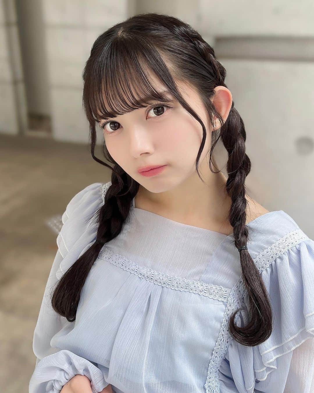 愛瀬ひなさんのインスタグラム写真 - (愛瀬ひなInstagram)「・ みつあみだよ ◜. ̫.◝」9月26日 18時53分 - _hinakanzaki