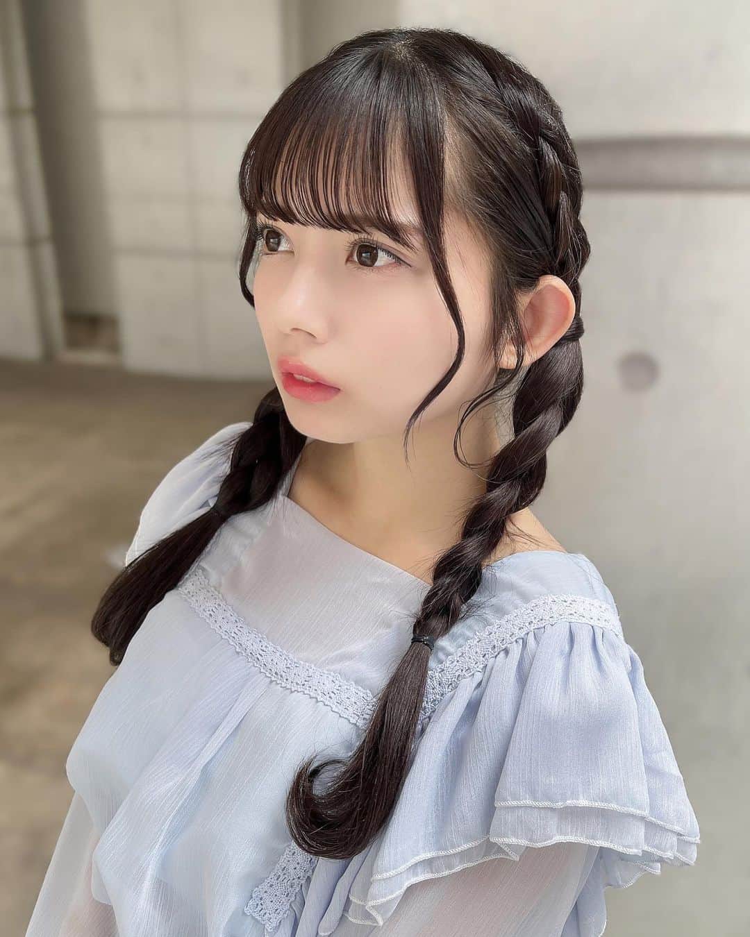 愛瀬ひなさんのインスタグラム写真 - (愛瀬ひなInstagram)「・ みつあみだよ ◜. ̫.◝」9月26日 18時53分 - _hinakanzaki