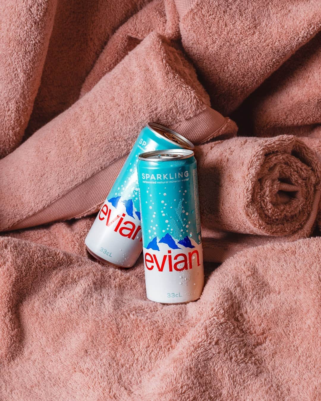 evianのインスタグラム：「💧The perfect way to spa day​ at @hotelroyalevian ​ Treat yourself to a little rest and refresh this Autumn🍁​  Take a sip of evian Sparkling water naturally filtered through glacial rocks…with a little added sparkle ✨​  #Autumn #LiveYoung #evian」