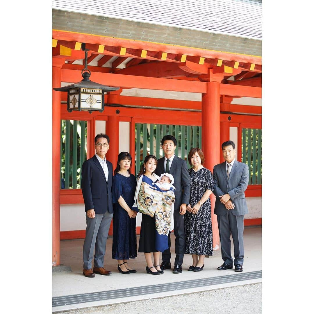 KOBOのインスタグラム：「大宮氷川神社でお宮参り⛩  おめでとうございました📸  #お宮参り #お宮参りフォト  #お宮参り写真」