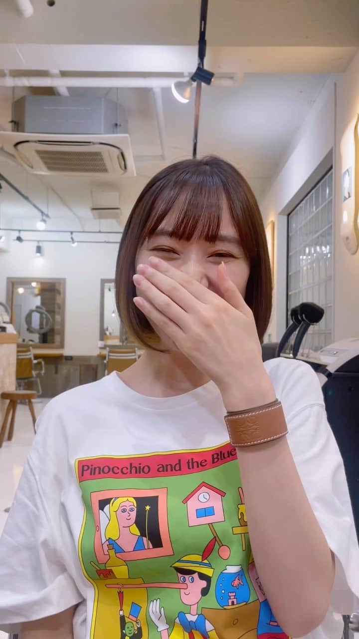 高井真菜のインスタグラム：「つぅるつぅるにしていただいたのが嬉しくて ただ艶髪アピールしてるだけの動画です。ふふ☺︎」