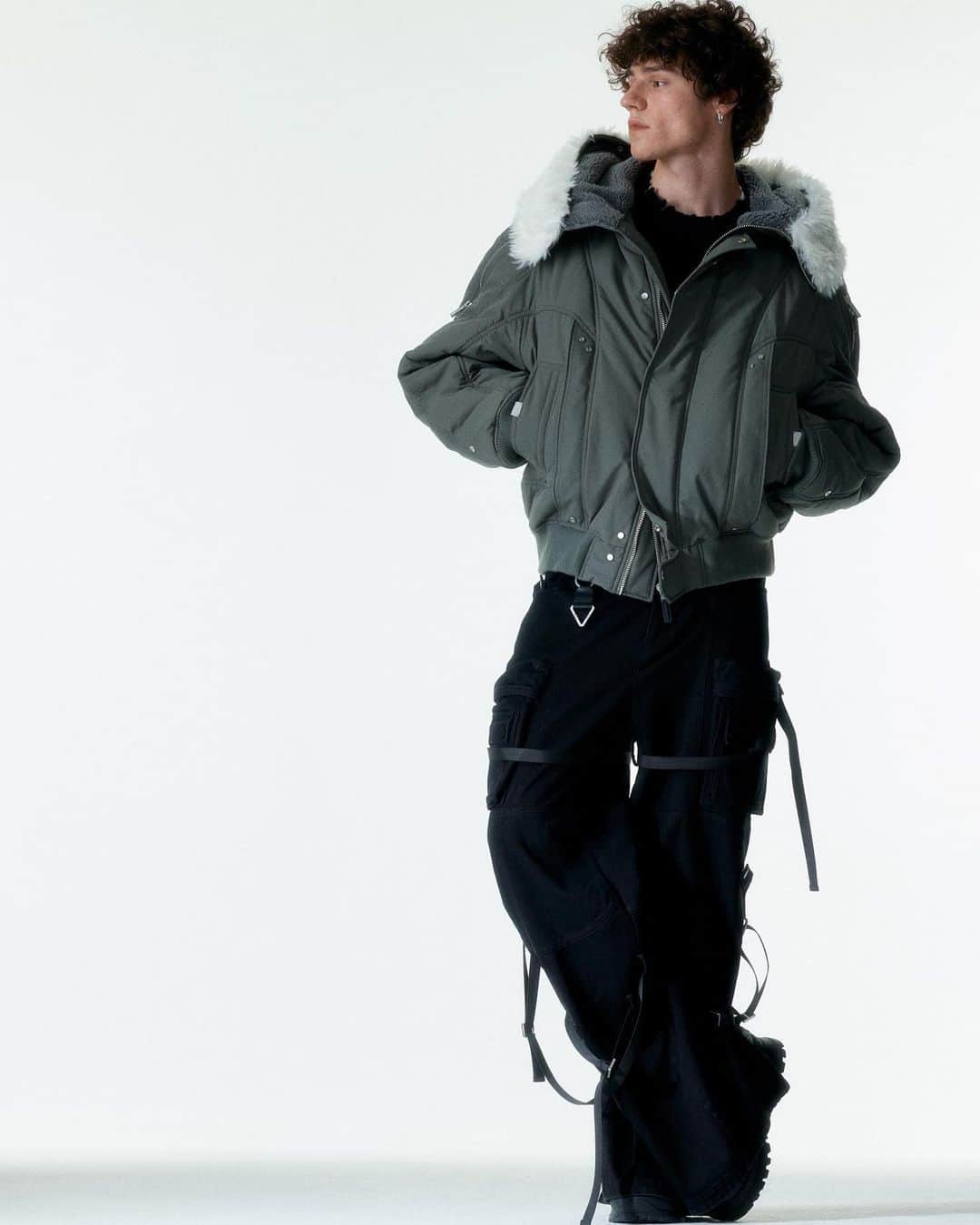 C2H4 Los Angelesさんのインスタグラム写真 - (C2H4 Los AngelesInstagram)「008 - Streamline Zipper Bomber Jacket」9月26日 19時28分 - c2h4