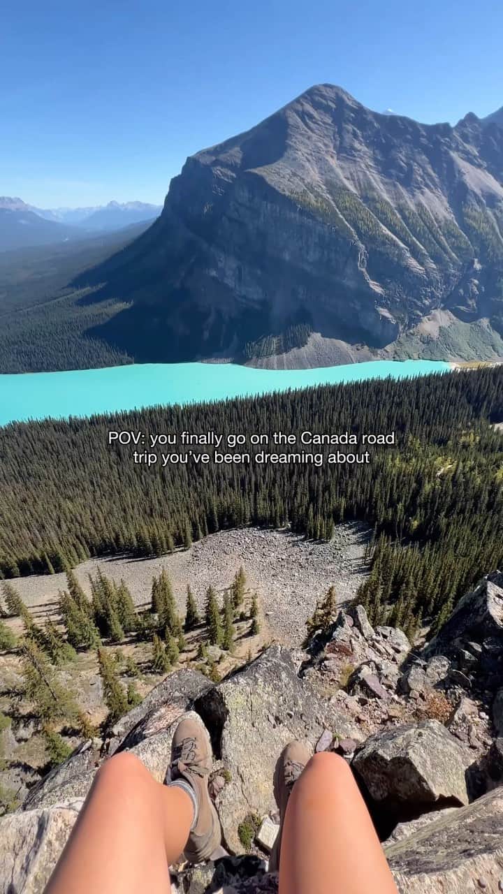Zanna Van Dijkのインスタグラム：「Canada surpassed all our expectations 🤯🇨🇦 If you’re thinking about booking a trip, tag your travel buddy & do it! I’ll be sharing comprehensive travel guides to help you plan your adventure over on my website soon ♥️ #canadatravel #explorealberta #canadaroadtrip」