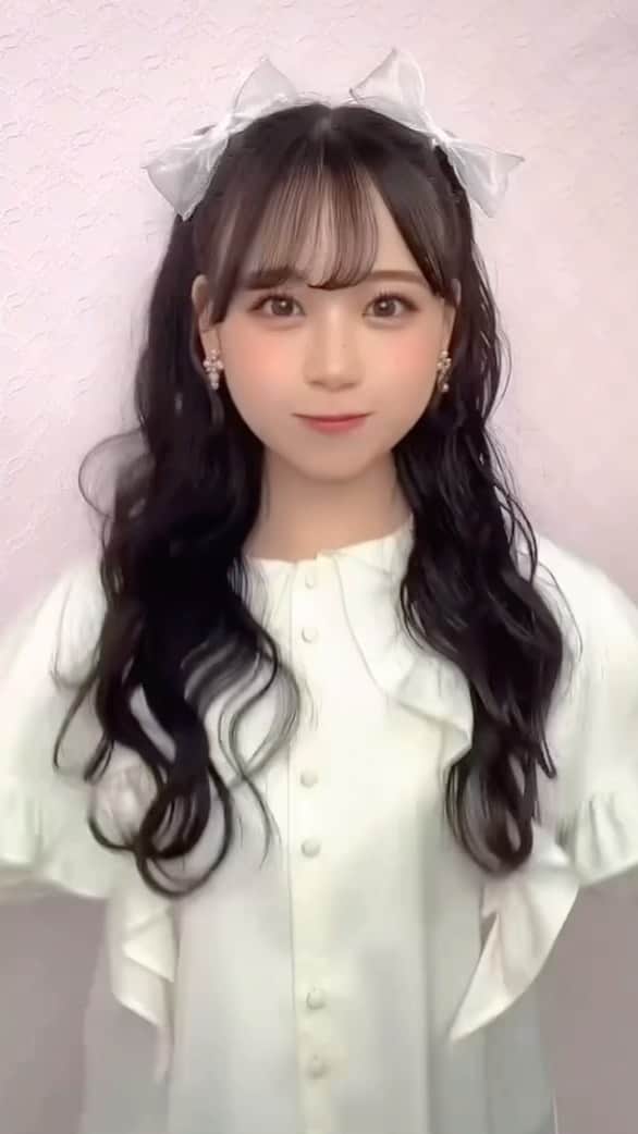 のインスタグラム：「LARME 058初登場🍑  松本かれんちゃん(FRUITS ZIPPER)💗🪽 @__matsumotokaren  @fruits_zipper   #PR #larme #larmemagazine #larme058 #ラルム #ファッション絵本  #松本かれん #fruitszipper #フルーツジッパー」