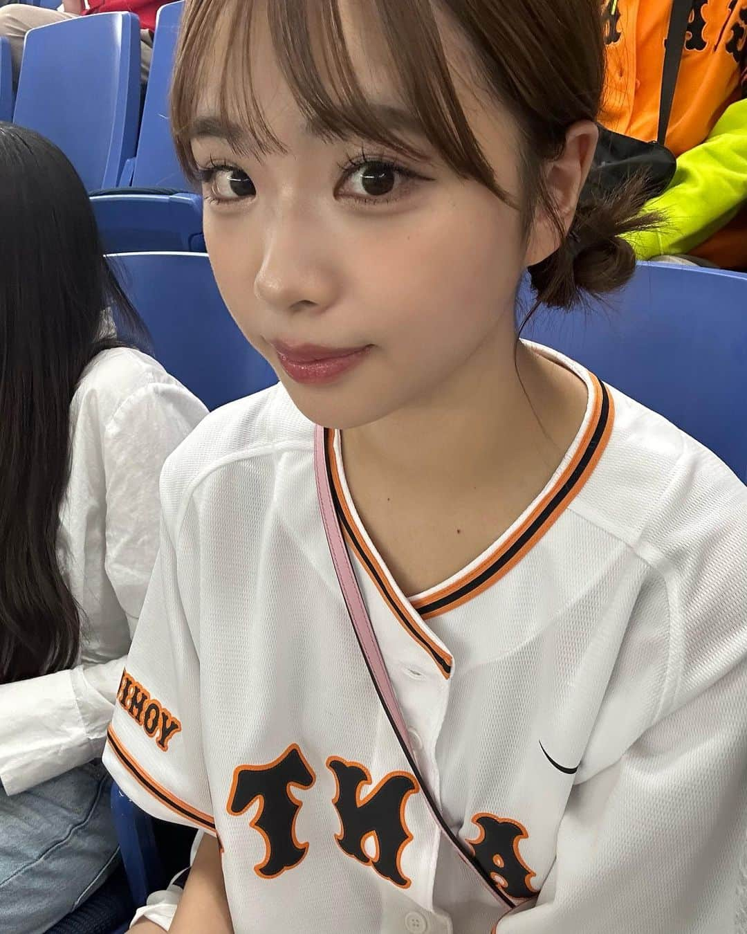 麻生果恩さんのインスタグラム写真 - (麻生果恩Instagram)「初めての野球観戦⚾️🧡  急遽に決まってチケット取って行ったけど楽しすぎた〜！  絶対また行く❕✨」9月26日 19時49分 - aso.kaon