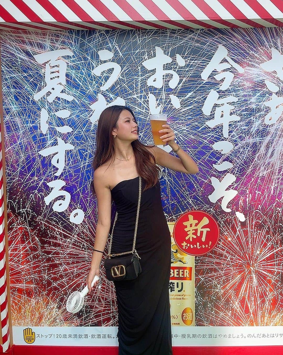 LUNAさんのインスタグラム写真 - (LUNAInstagram)「お台場冒険王2023🍺  めっっっちゃ暑かったけど その中で飲むビールは最高でしたなぁ🐻  ビールばっか飲むとまじで下っ腹が出てきて困る。  #お台場#お台場冒険王#お台場グルメ #お台場カフェ #お台場海浜公園 #お台場デート #フジテレビ#キリンビール #キリンラガー #ビール好き#ビール女子 #ビール党 #お酒好き女子 #夏コーデ#ザラジョ#ザラコーデ#日焼け女子 #タビジョ#ビジョビ#ビアガーデン」9月26日 19時49分 - lunaluna1628